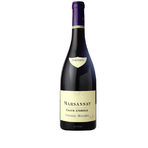 Frédéric Magnien Marsannay Coeur d'Argile Pinot Noir 2014Frédéric Magnien е пето поколение винопроизводител с подчертан новаторски подход във винопроизводството. Умело съчетаващ таланта си с тероара на Кот д'Ор, Фредерик Маниян се стреми да отглежда вина с най-високо качество като въвежда през 2010 г. биодинамичния метод в лозарството.Лозето за това вино се намира в Marsannay - най-северната апелация в Côte de Nuits, близо до Дижон. По време на винификацията се извършва студена мацерация в продължение на няколко дни, последвана от спонтанна ферментация. Виното отлежава 14 месеца в стари дъбови бъчви, а резултатът е елегантно вино с аромати на виолетки и череши, стегнато тяло и добър потенциал за отлежаване. Отлично се съчетава с агнешко и меки сирена.Къде: SeewinesКолко: 55 лв.
