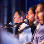 За "Бакхус" вечерта те представиха автентични композиции от региона и присъствието и изпълненията им на сцената се превърнаха в силен и запомнящ се акцент на вечерта.