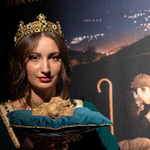 110 хил. евро за килограм аромат