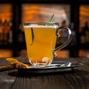 Как да си направите бяло греяно вино