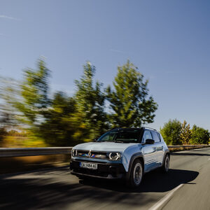 ✪ Renault 4: На колелата на добрия вкус