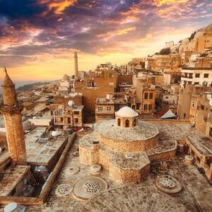 "Манджа с грозде" #7: Кой ще готви на "Ресторант на годината 2025", нов корейски ресторант и по-интересните чайове