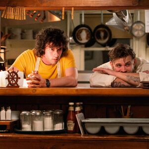 Бурдейн преди No Reservations: първи поглед към филма Tony
