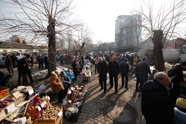 Пазарът на Подуяне започва към 7 сутринта и продължава до 13:00 всяка събота. Цялата статия може да прочетете тук.