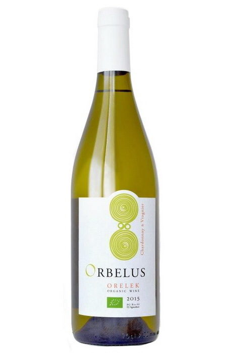 Orbelus Orelek Chardonnay & Viognier 2015, Organic wine, Orbelus Winery, Struma Valley, BulgariaИма искрящ и златистожълт цвят със зеленикави нюанси. Аромати с нотки на цитрусови и тропически плодове, масло и светъл карамел. На вкус плътно вино с приятна сладост в баланс с минералност. Прекрасна компания за пушени риби, жълти млади сирена, ястия с бяло месо.Цена: около 18.00 лв.