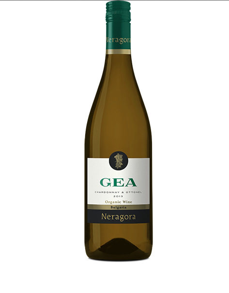 2013 Gea, Chardonnay & Ottonel Organic wine, Neragora, Thracian Valley, BulgariaАроматно и свежо бяло вино с бледожълт цвят с леки зеленикави оттенъци. Ароматът е свеж и деликатен с нотки на цветя и на зрял бял плод, праскова и ябълка. Вкусът е мек и хармоничен, виното е с фино тяло и свеж финал. Подходящо като аперитив, с леки предястия, аспержи, салати, морски дарове, ястия с пиле, паста.Цена: 14 лв.